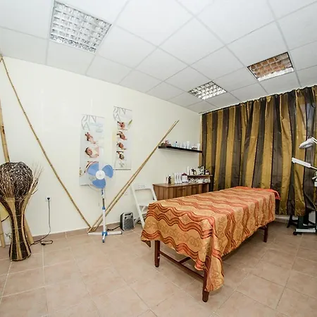 Visit Orchid Fort Апартамент